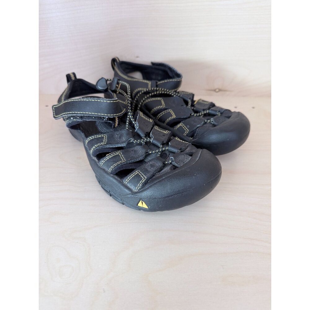 Keen Newport H2 Black Waterproof Hiking Shoes Outdoor Sandals Womens 6.5 US
